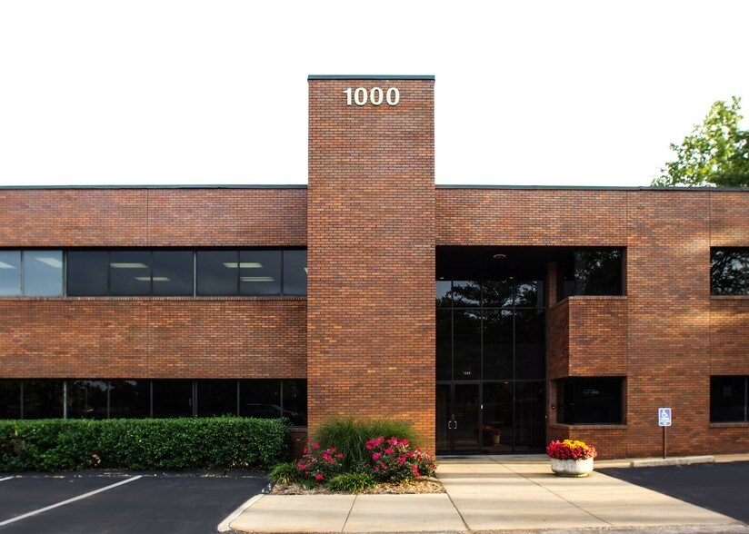 More Photos Of 1000 Executive Parkway Dr, Creve Coeur Office For Lease
