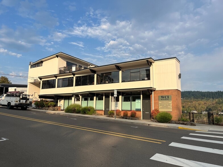 More Photos Of 617 High St, Oregon City Office For Lease