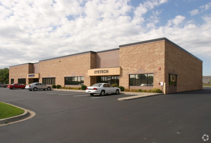 More Photos Of 7002-7018 N 6th St, Oakdale Light Manufacturing For Lease