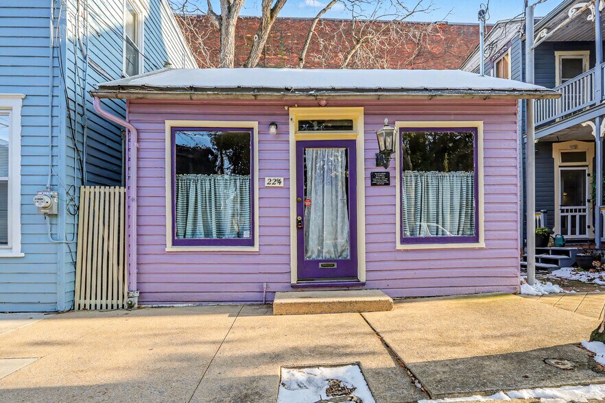 Primary Photo Of 424 4th St, New Cumberland General Retail For Lease