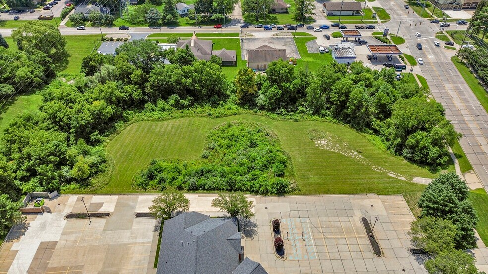 More Photos Of 38500 Garfield Rd, Clinton Township Land For Sale