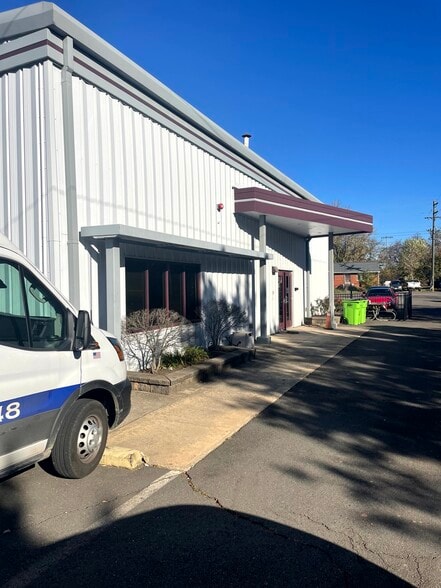 More Photos Of 8976 Wellington Rd, Manassas Industrial For Sale