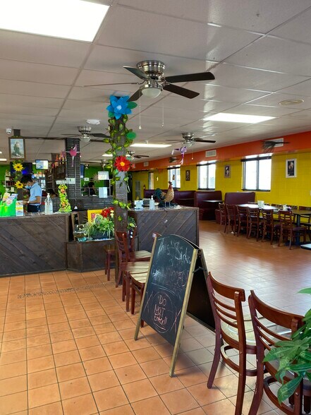 More Photos Of 1817 Padre Blvd, South Padre Island Freestanding For Lease