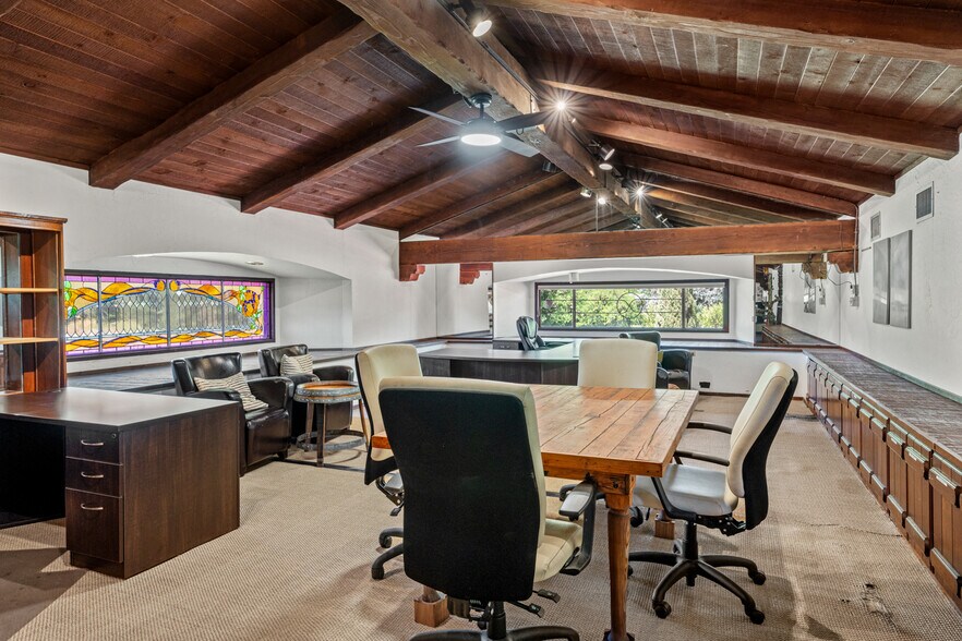 More Photos Of 501 Parducci Rd, Ukiah Restaurant For Lease