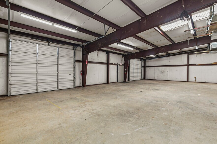 More Photos Of 125 Solleftea Dr, Madison Industrial For Lease