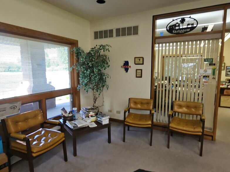 More Photos Of 10808 W Monee Manhattan Rd, Monee Office For Sale