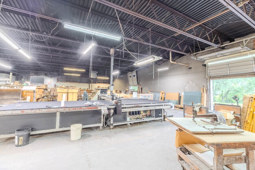 More Photos Of 55-57 Mark Dr, Delmont Light Manufacturing For Lease