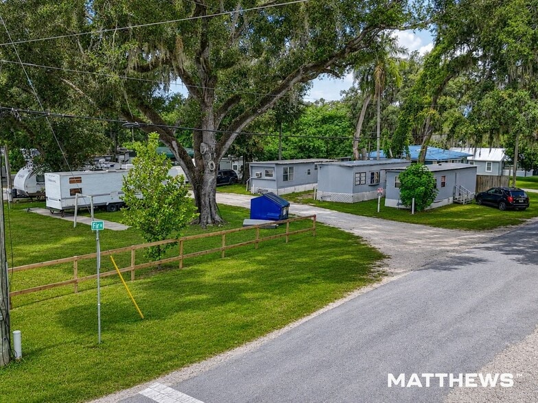 More Photos Of 4233 Gall Blvd, Zephyrhills Manufactured Housing Mobile Home Park For Sale