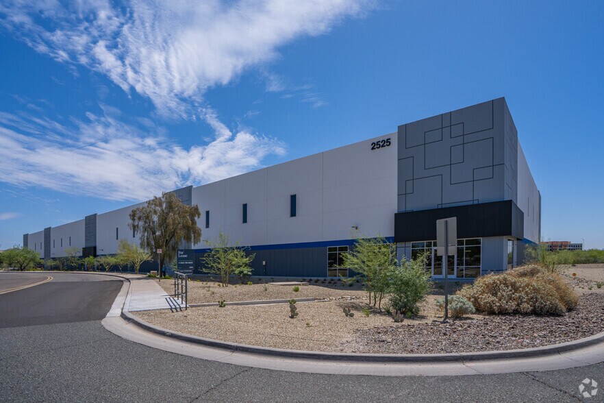 More Photos Of 2415-2335 W Corporate Center Dr, Phoenix Unknown For Lease