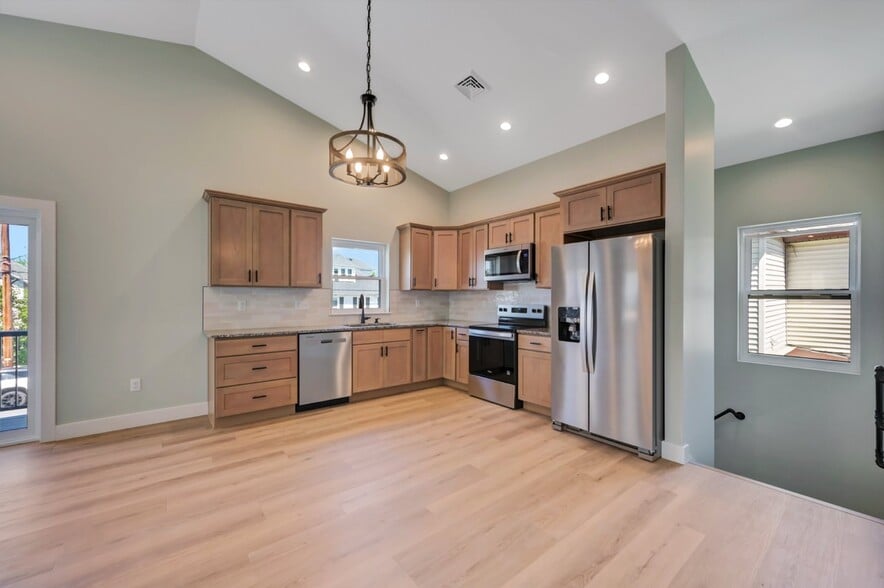 More Photos Of , Scranton Multifamily For Sale