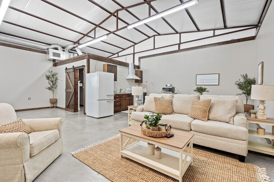 More Photos Of 4480 Memorial Rd, Lone Grove Land For Sale