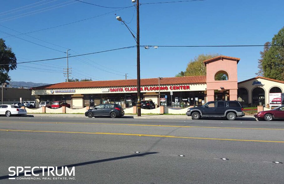 More Photos Of 26111 Bouquet Canyon Rd, Santa Clarita Storefront For Lease