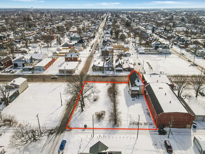 More Photos Of 1068-1072 E Livingston Ave, Columbus Storefront Retail Residential For Sale