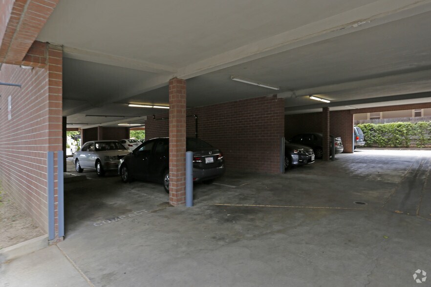 More Photos Of 225 30th St, Sacramento Office For Lease