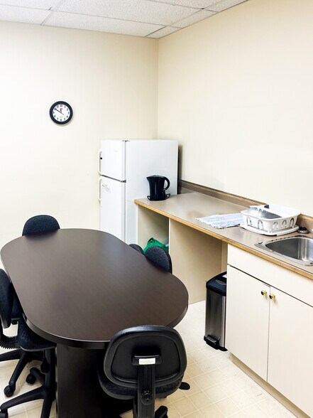 More Photos Of 3030 Lincoln Ave, Coquitlam General Retail For Sale