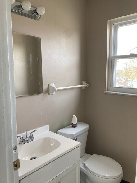 More Photos Of 4908 Northcutt Pl, Dayton Apartments For Sale