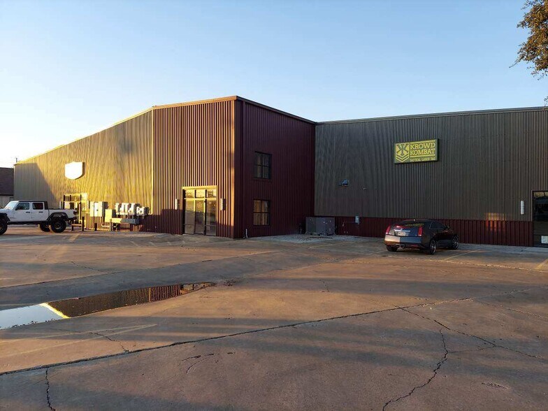 More Photos Of 5446 1st St, Katy Manufacturing For Lease