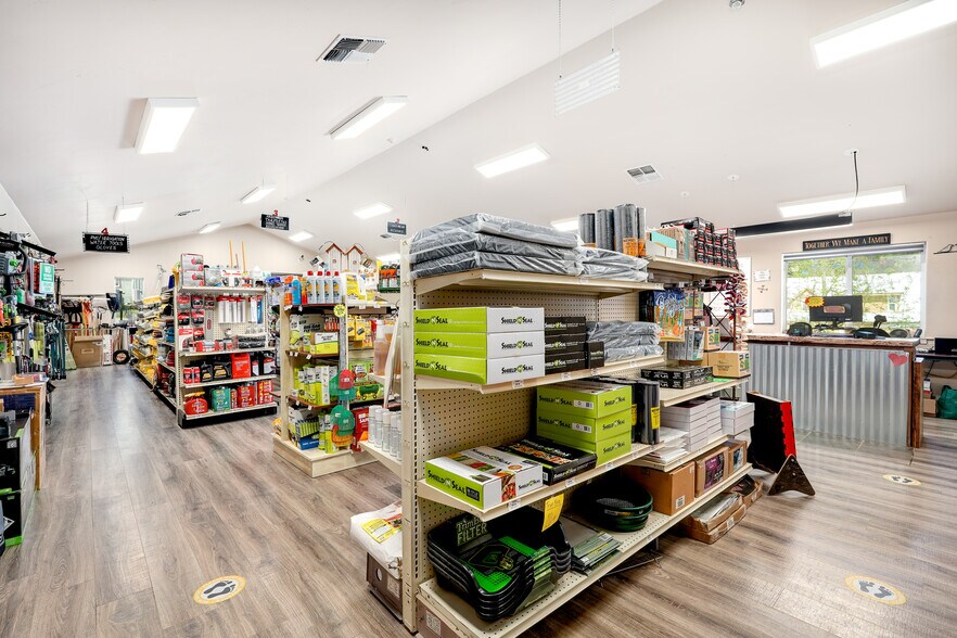 More Photos Of 29435 CA-49 Hwy, North San Juan Freestanding For Sale