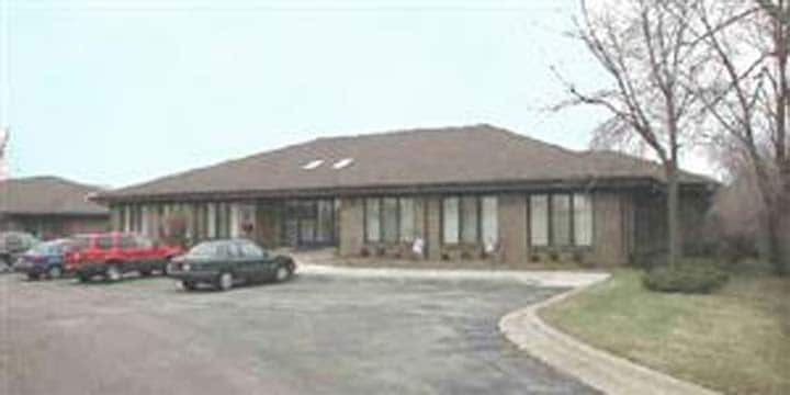 More Photos Of 1437 S Bell School Rd, Rockford Medical For Lease
