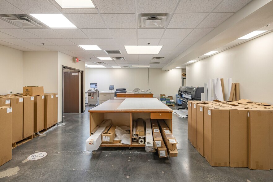 More Photos Of 1734-1746 S Sepulveda Blvd, Los Angeles Storefront Retail Office For Lease