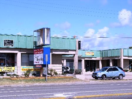 More Photos Of 2115 61st St, Galveston Storefront Retail Office For Lease