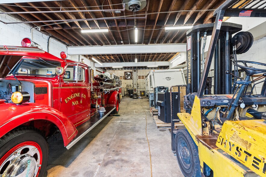 More Photos Of 257 W Nicholson Rd, Audubon Office For Sale