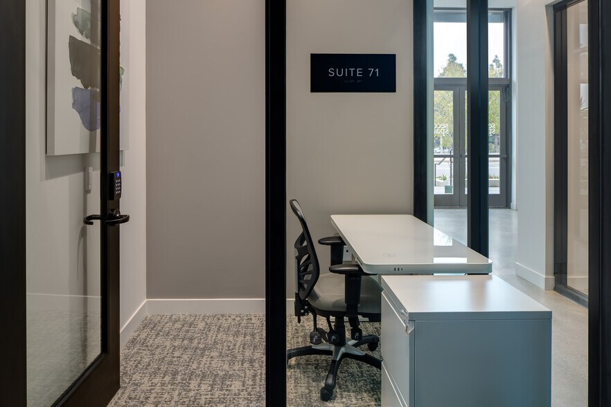 More Photos Of 185 S State College Blvd, Brea Apartments For Lease