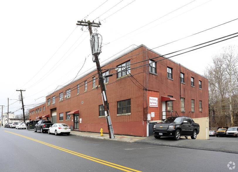 More Photos Of 220-230 Ferris Ave, White Plains Manufacturing For Sale