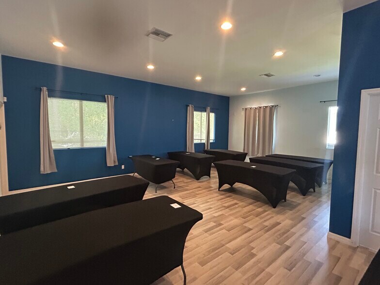 More Photos Of 230 Pine Ave N, Oldsmar Medical For Lease