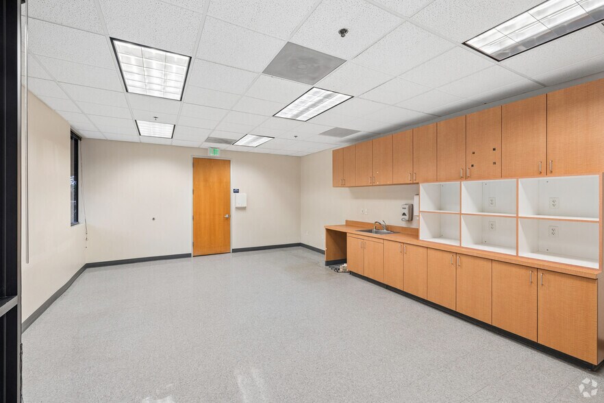 More Photos Of 11130 Sun Center Dr, Rancho Cordova Industrial For Sale