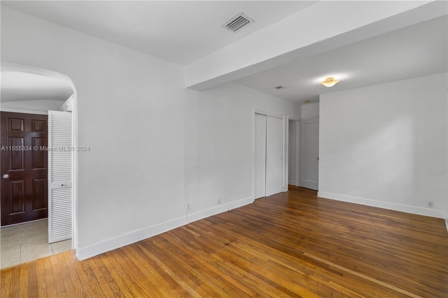 More Photos Of 1105 NE 119th St, Biscayne Park Apartments For Sale