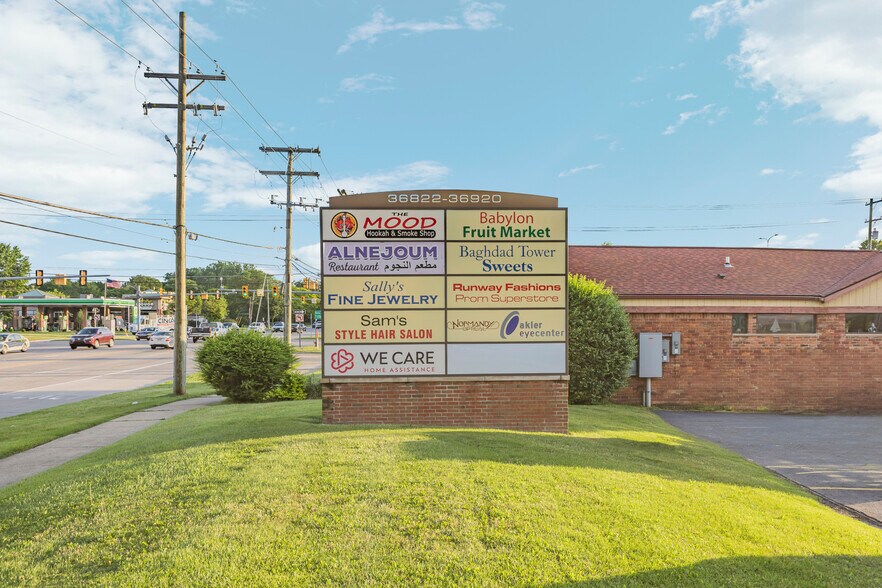 More Photos Of 36886 Ryan Rd, Sterling Heights Supermarket For Sale