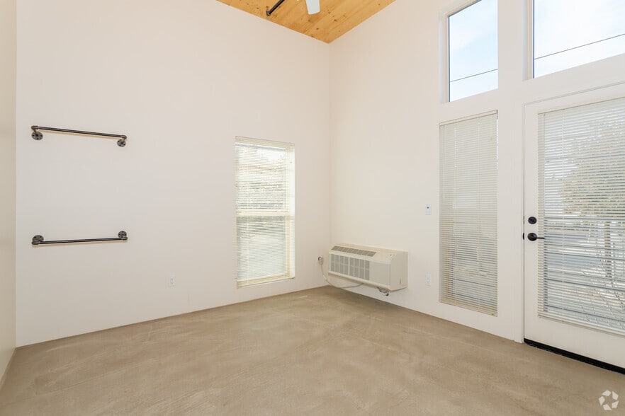 More Photos Of 820 S St, Sacramento Apartments For Sale