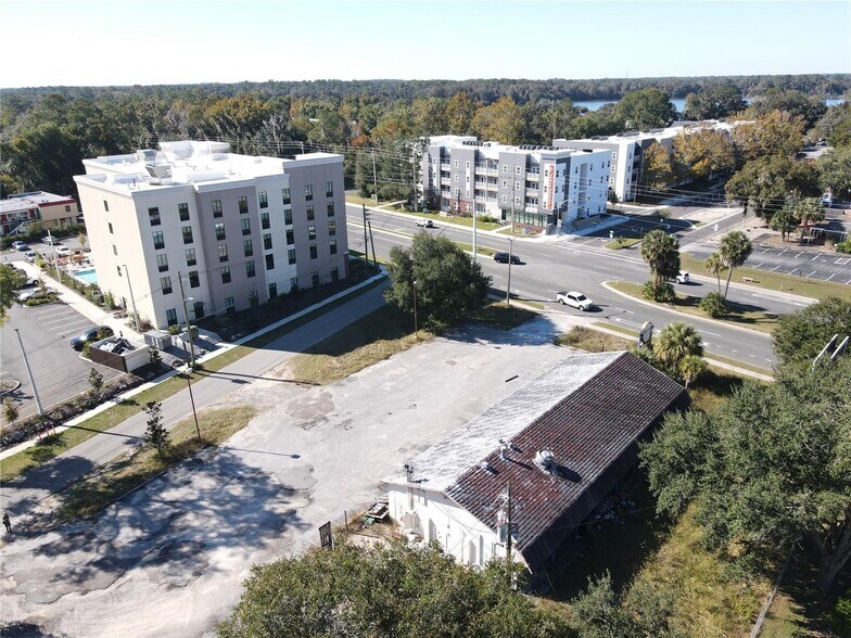 More Photos Of 2445 SW 13th St, Gainesville Storefront Retail Office For Sale