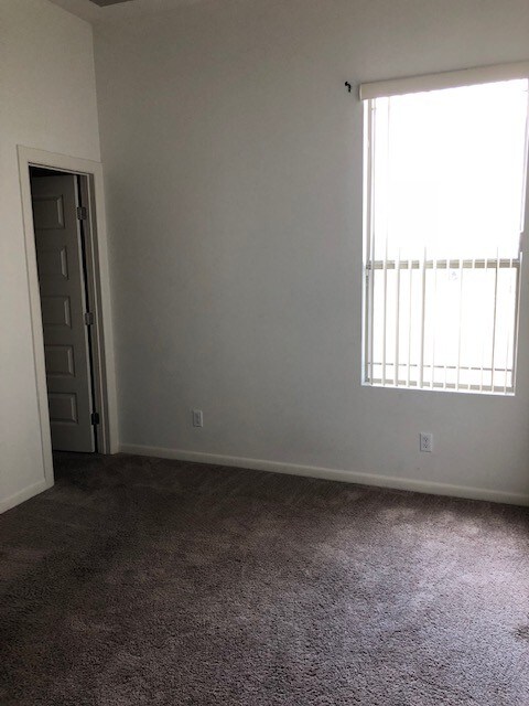 More Photos Of 1405 W Kiwi Ave, Pharr Apartments For Sale