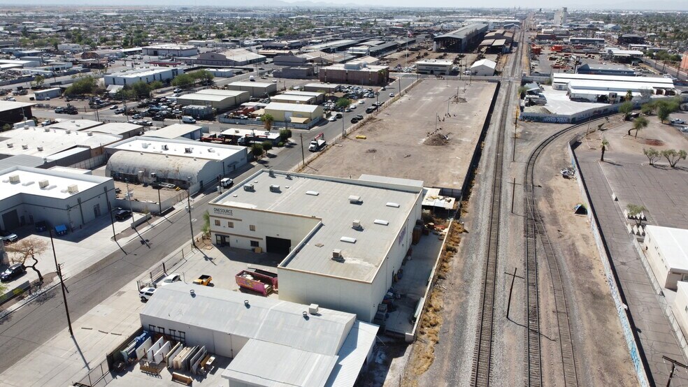 More Photos Of 1730 W Buchanan St, Phoenix Warehouse For Lease