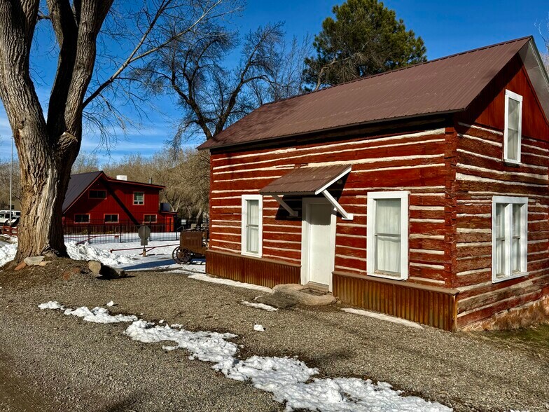 More Photos Of 1322 Animas View Dr, Durango Trailer Camper Park For Sale