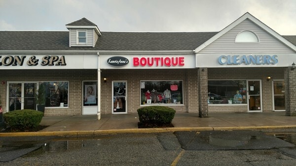 More Photos Of 5499-5507 Nesconset Hwy, Mount Sinai Unknown For Lease