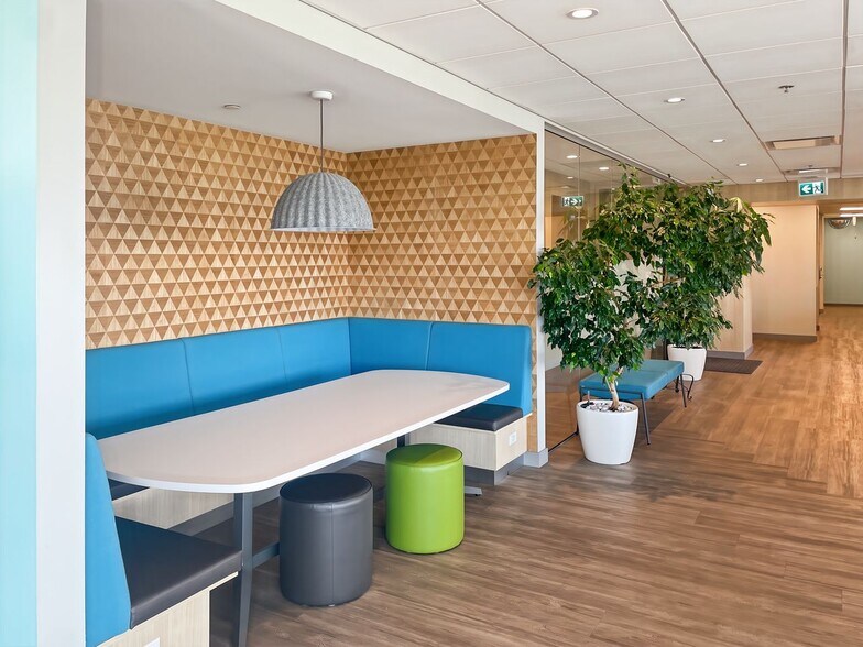 More Photos Of 7300 Edmonds St, Burnaby Coworking Space