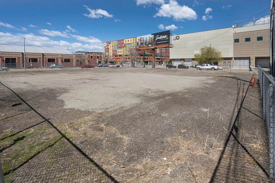 More Photos Of 490 Lincoln St, Denver Land For Lease
