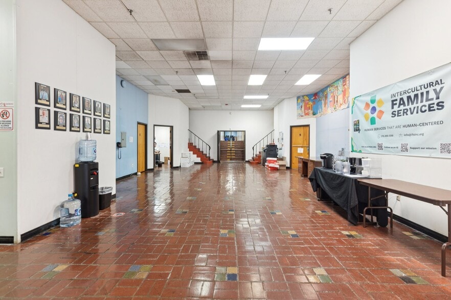 More Photos Of 4225-4231 Chestnut St, Philadelphia Medical For Sale