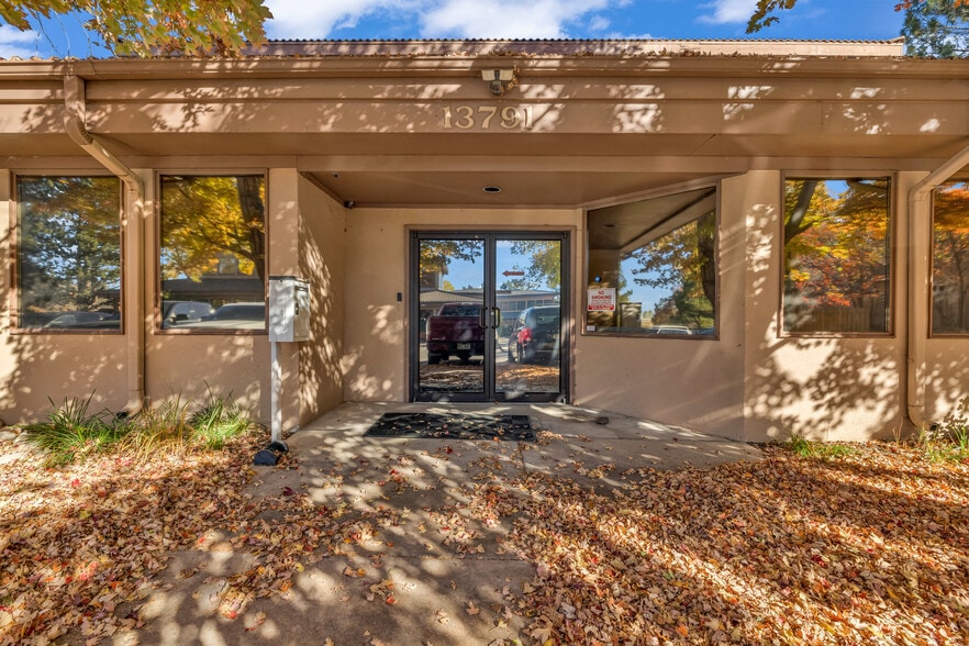More Photos Of 13791 E Rice Pl, Aurora Office For Sale