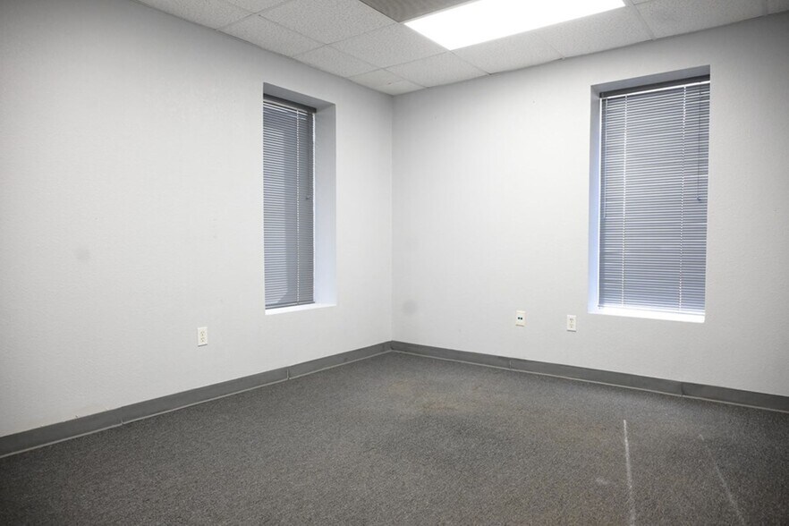 More Photos Of 3611 E State Highway 158, Midland Unknown For Lease