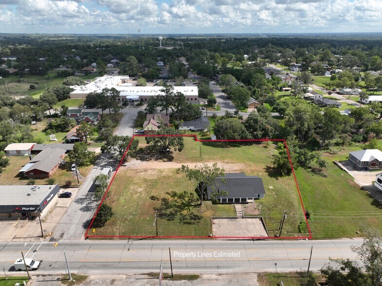 More Photos Of 238 W Main St, Bellville Flex For Lease
