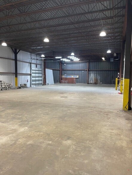 More Photos Of 921 Princess St, Wilmington Warehouse For Lease