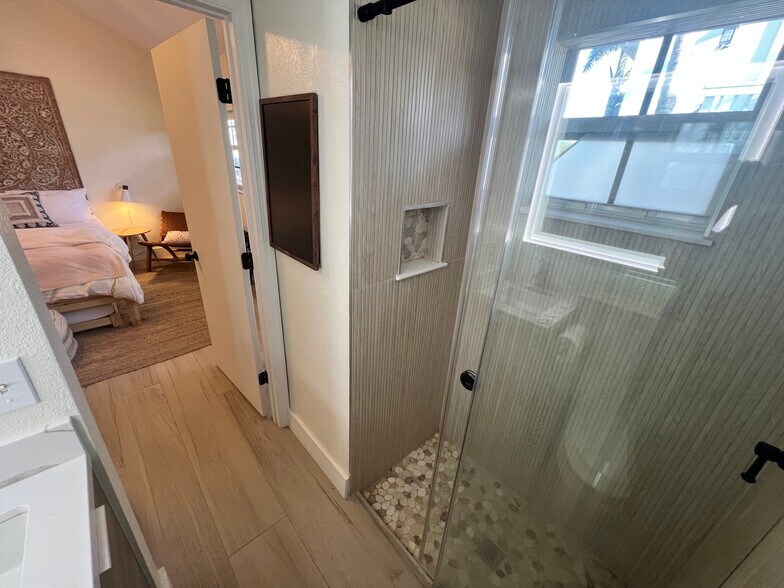 More Photos Of 2502 Tamarind Dr, Hutchinson Island Hotel For Sale