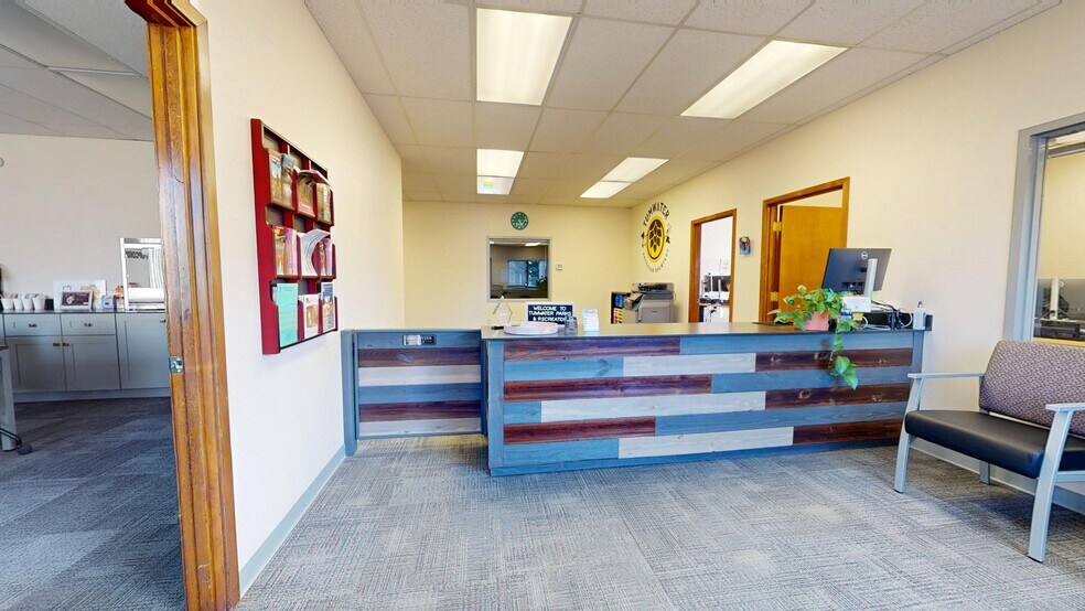 More Photos Of 821 Airport Ct, Olympia Office For Lease