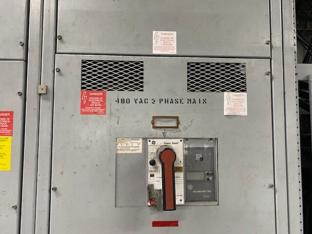 More Photos Of 955 E Diamond Ave, Evansville Manufacturing For Lease