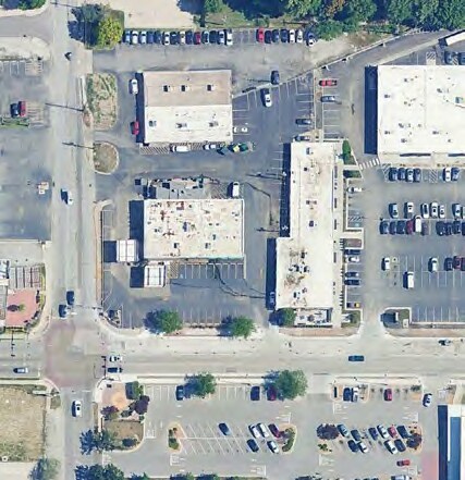 More Photos Of 2809 W 47th St, Westwood Office For Sale