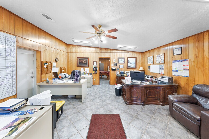 More Photos Of 20741 State Highway 155 S, Flint Light Manufacturing For Sale